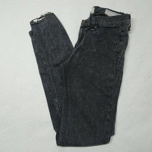rag & bone Size 26 Legging Grey Acid Wash Jeans Raw Distress Hem